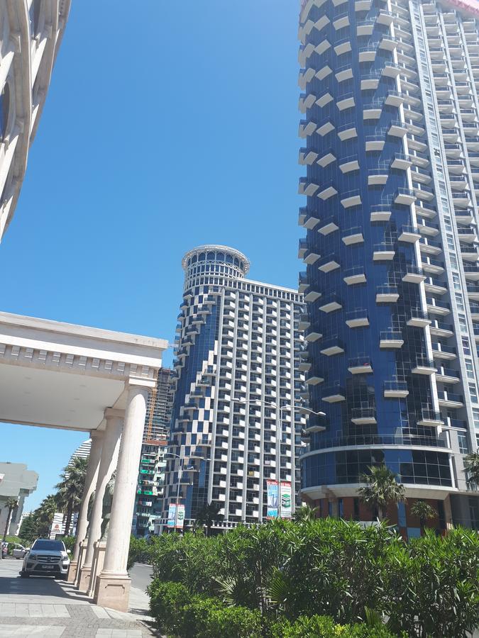 Aparthotel In Orbi Sea Towers Batoumi Extérieur photo